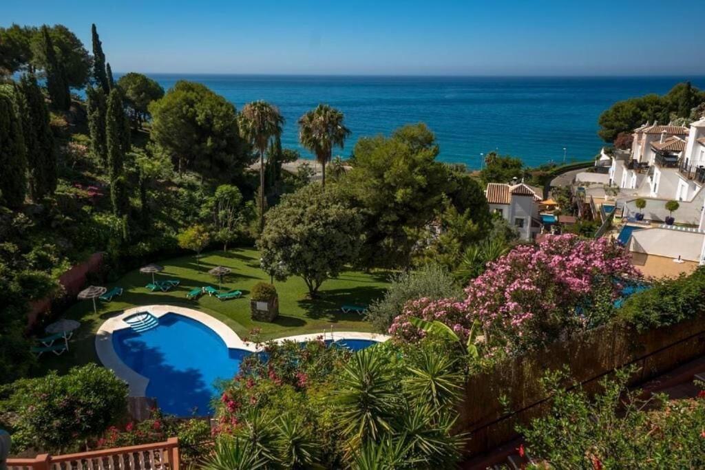 La Amapola, A Little Oasis With Sea View, 200 Meters From The Beach. Nerja Kültér fotó