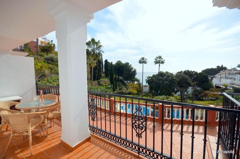 La Amapola, A Little Oasis With Sea View, 200 Meters From The Beach. Nerja Kültér fotó